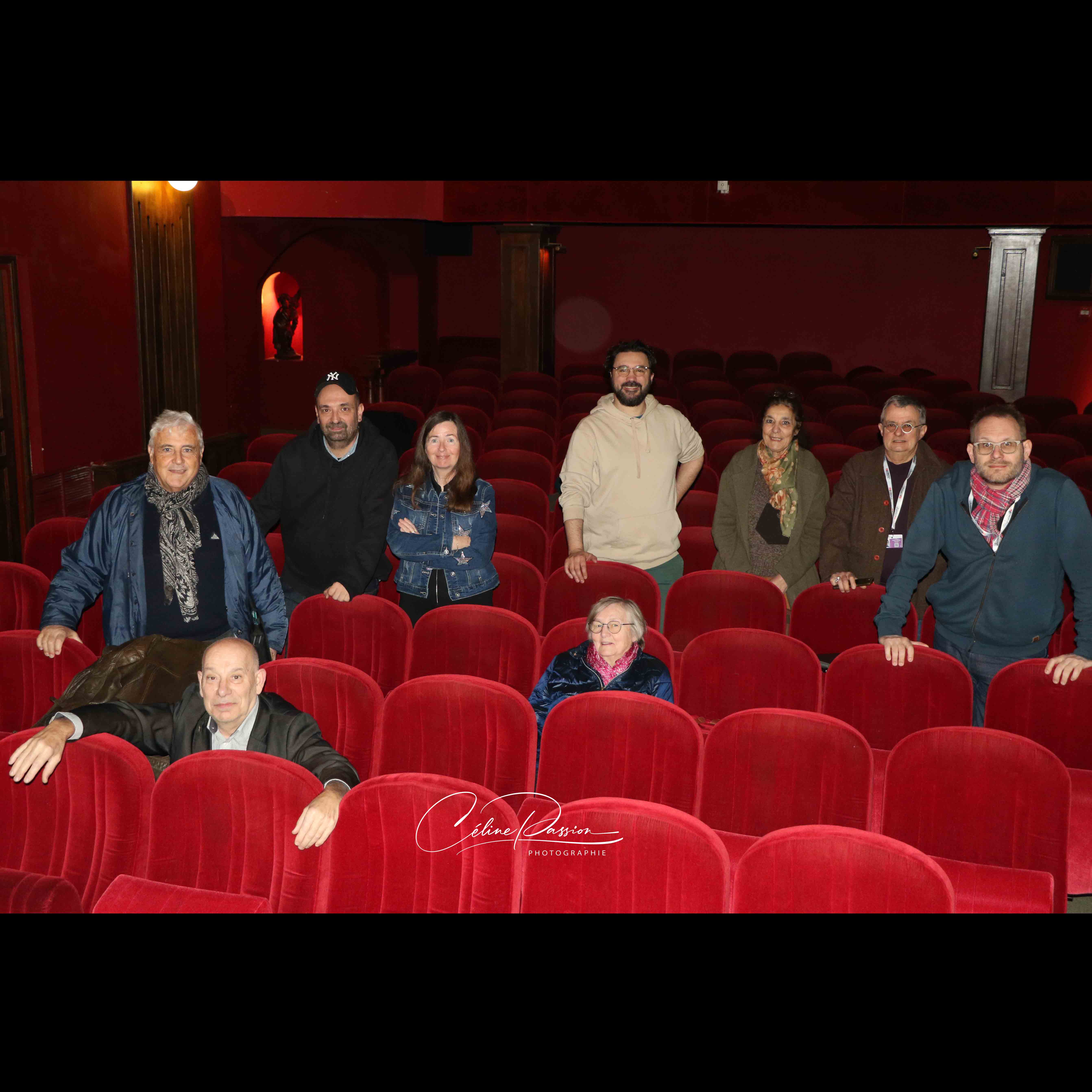 Les jounalistes lors de la projection en avant première