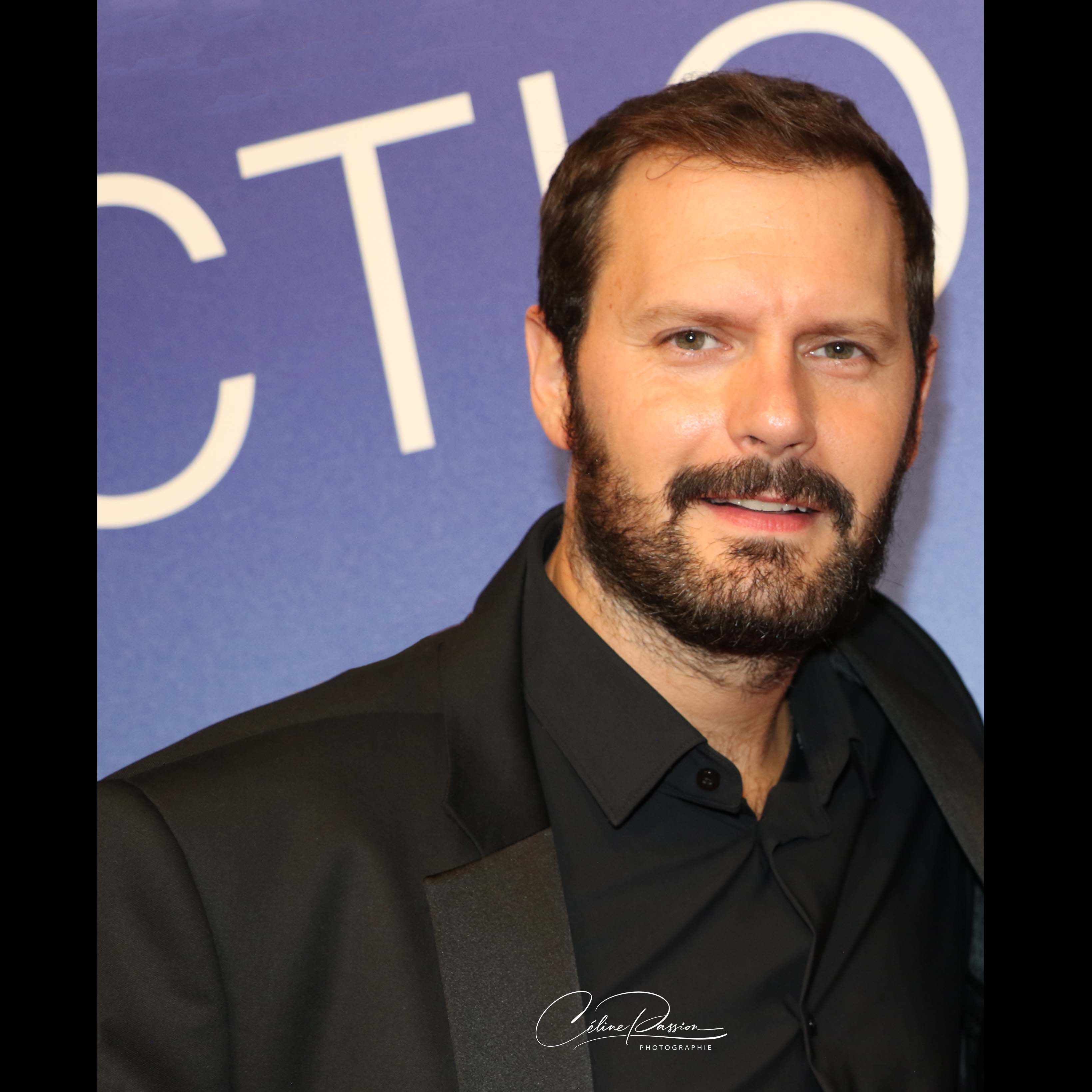 Hugo Becker de la série Montmartre
